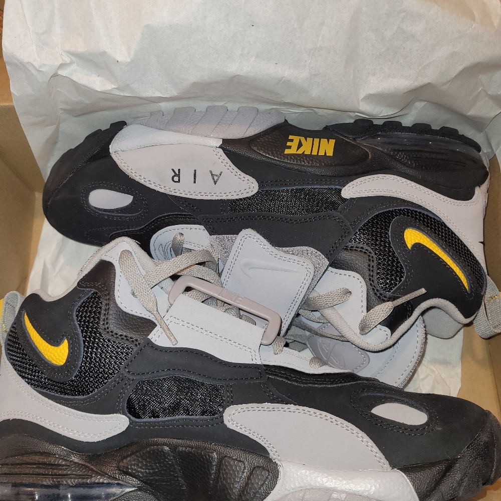 NIKE AIR MAX SPEED TURF